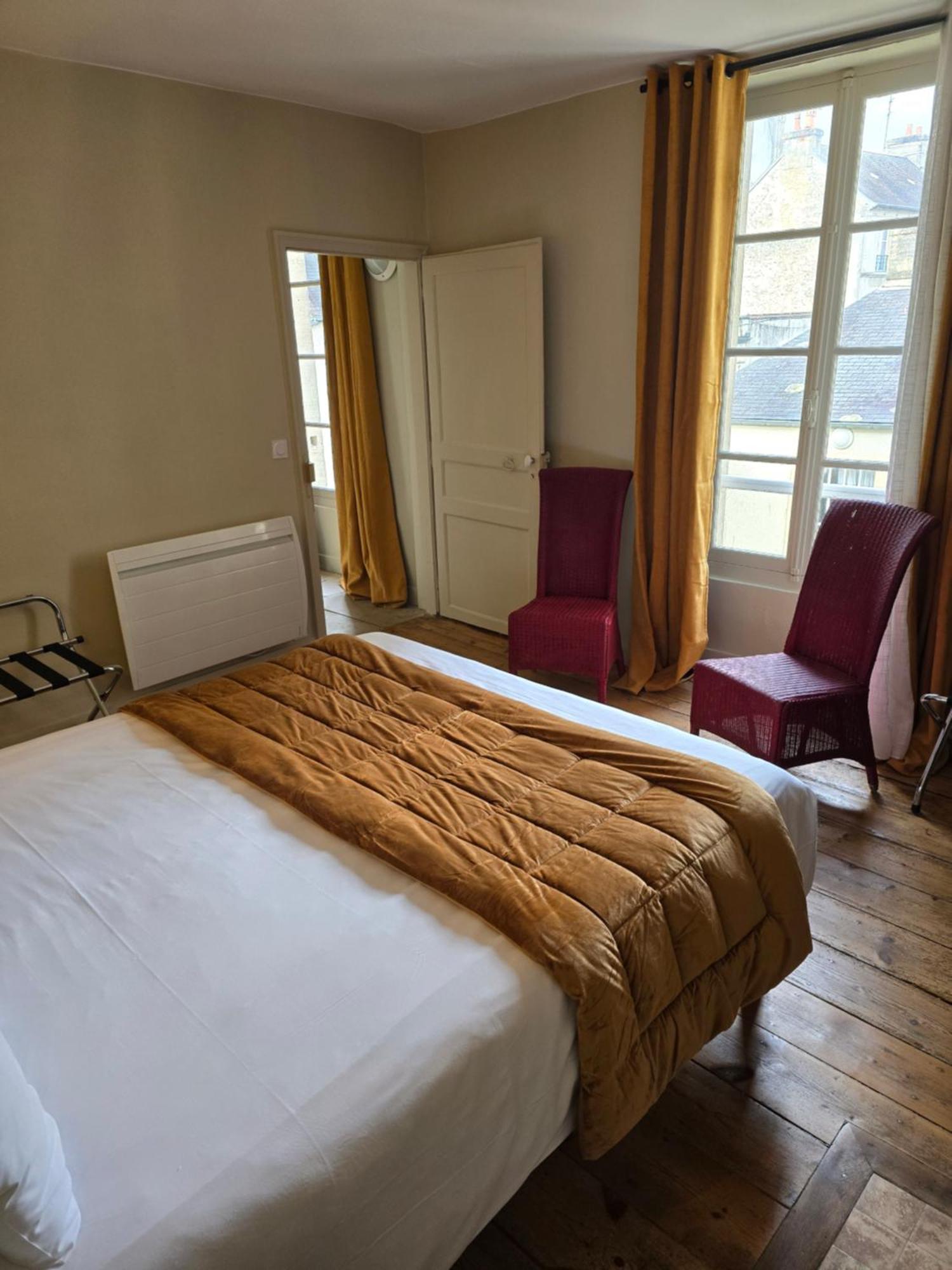 Au Loup Historic Apartments Bayeux Esterno foto